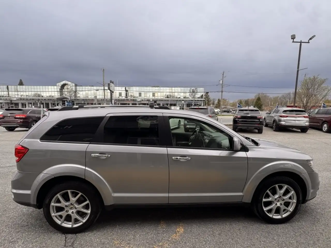 Dodge Journey снимка Dodge Journey