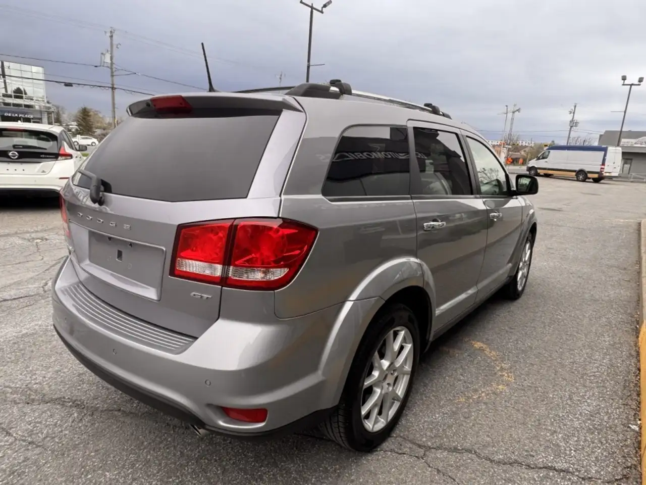 Dodge Journey снимка Dodge Journey