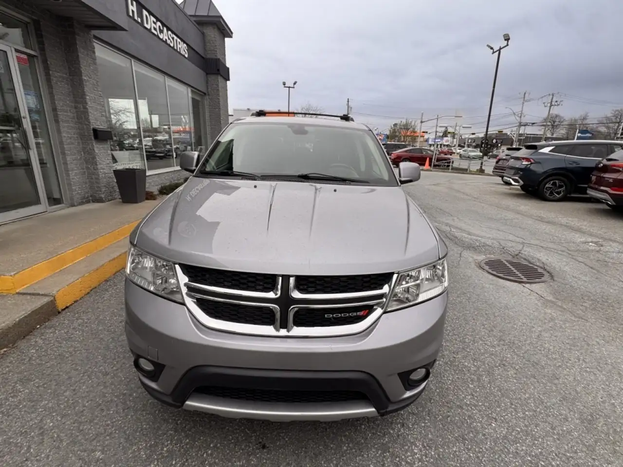 Dodge Journey снимка Dodge Journey