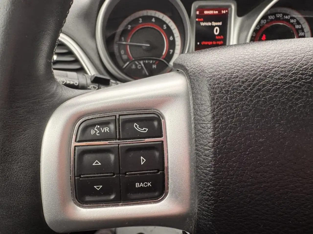 Dodge Journey снимка Dodge Journey
