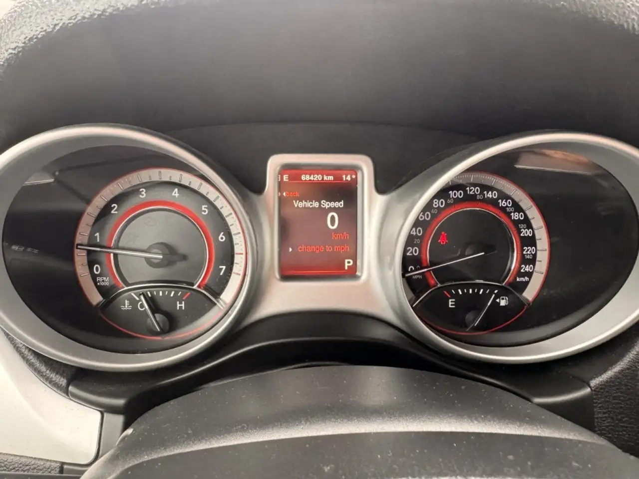 Dodge Journey снимка Dodge Journey