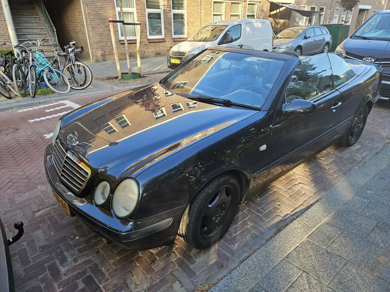 Mercedes-Benz CLK 200 Cabrio Elegance, foto 1