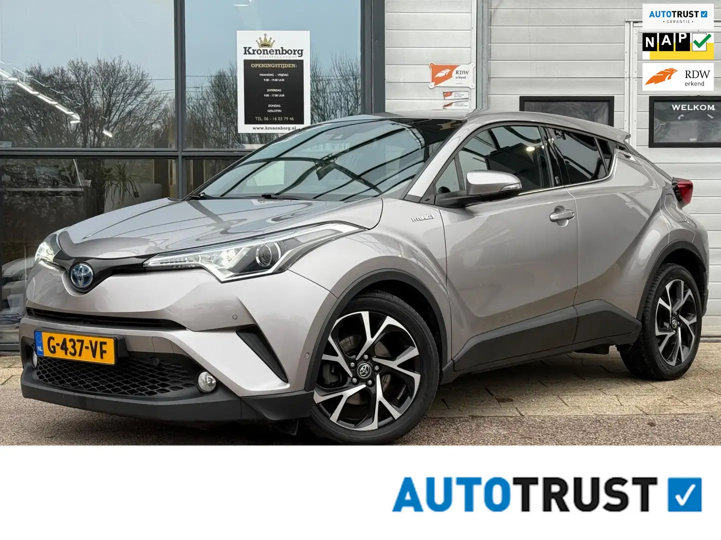 Toyota C-HR 1.8 Hybrid Style. NAP, CARPLAY, CAMERA Grijs - 1