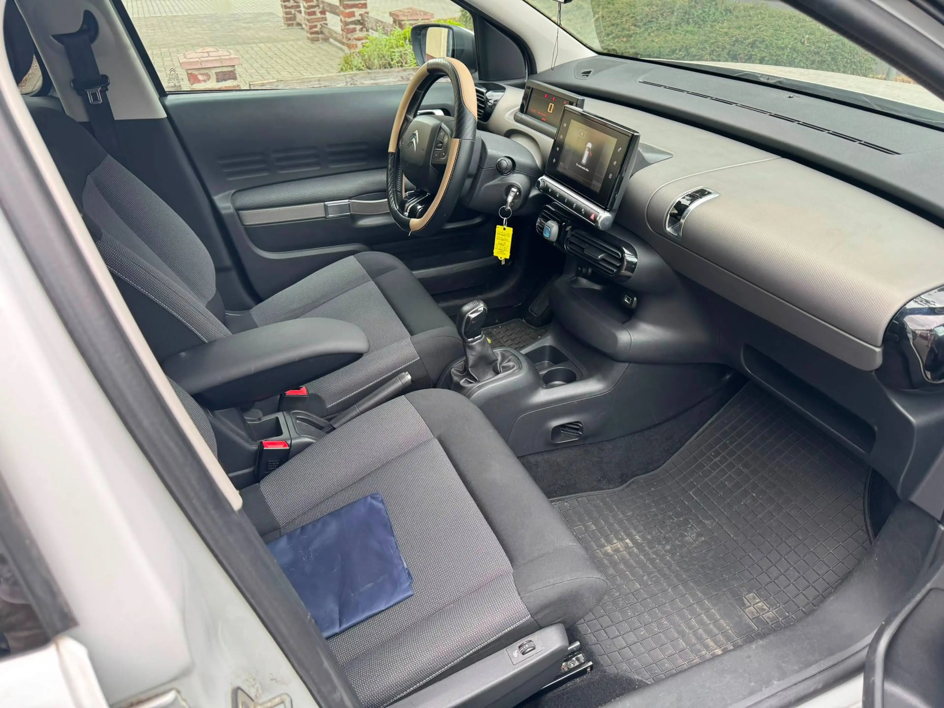 Citroen C4 Cactus W-OneTone Euro 6 Klima 1/28 — photo 8