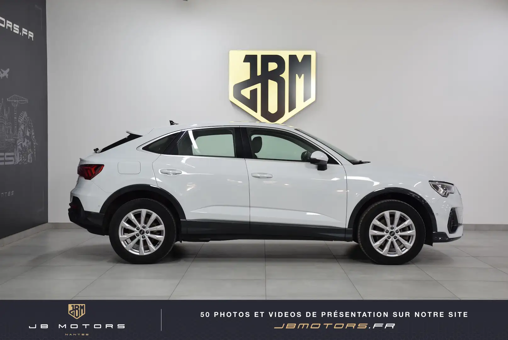 Audi Q3 45 TFSIe  245 ch S tronic 6 Blanc - 2
