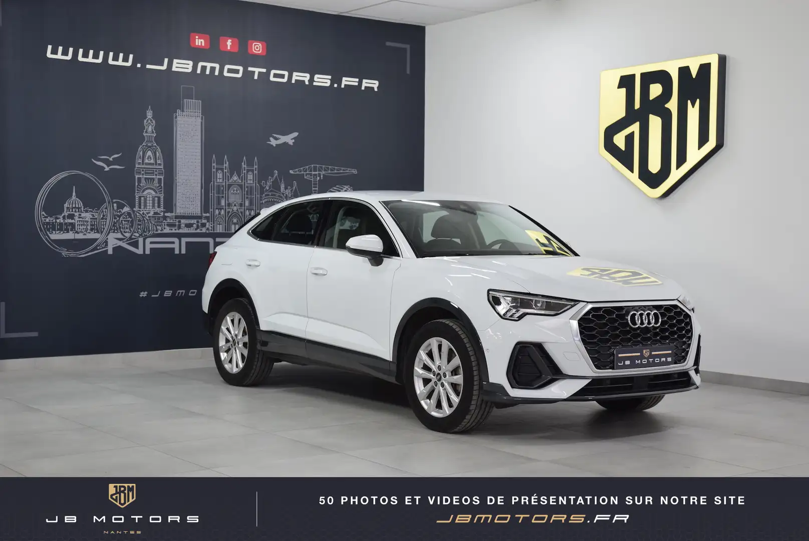 Audi Q3 45 TFSIe  245 ch S tronic 6 Blanc - 1