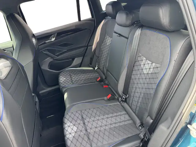 Volkswagen Tiguan view 10