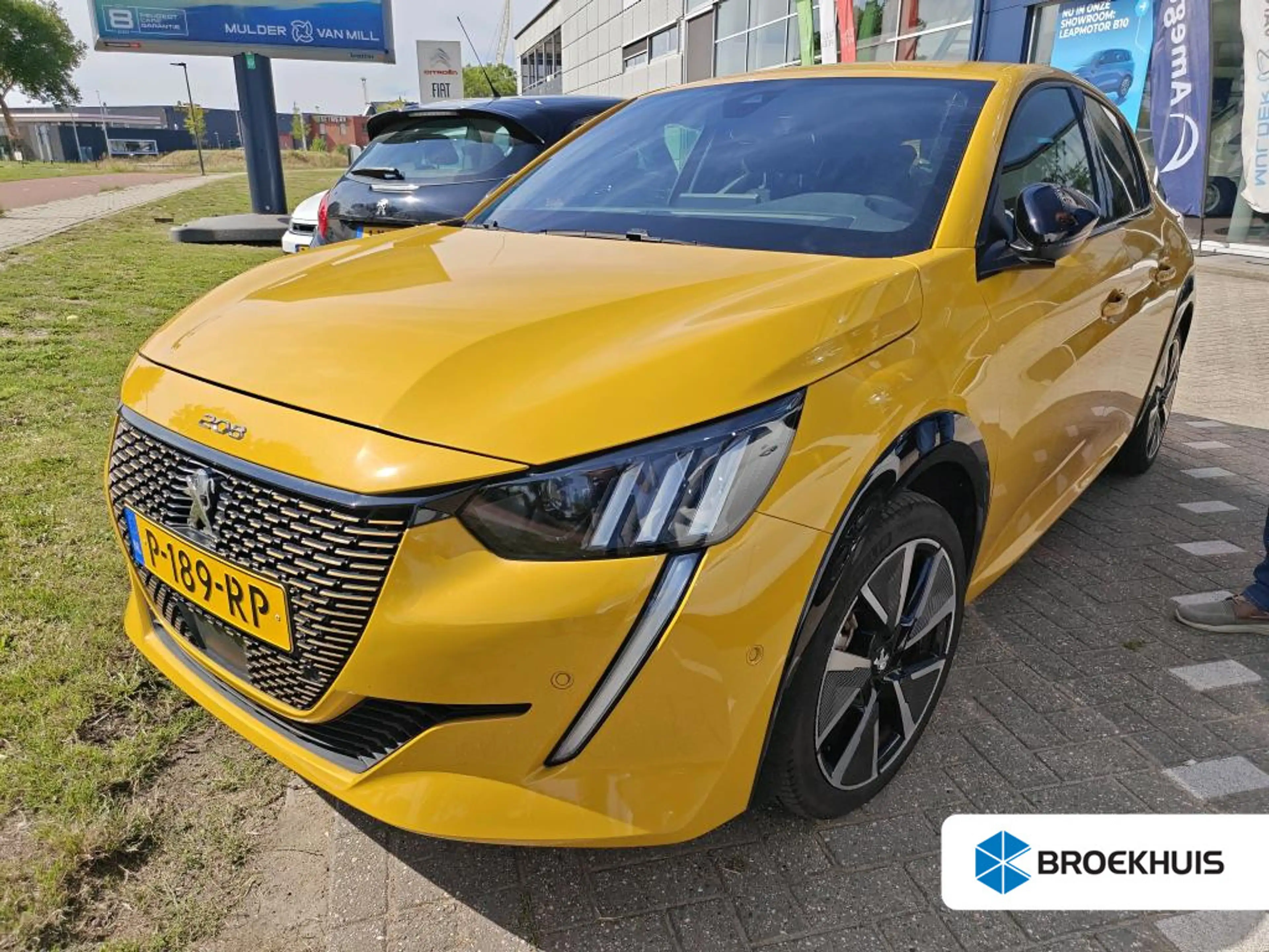 Peugeot e-208 EV GT Pack 50 kWh | Fase 3 laden | Stoelverwarming