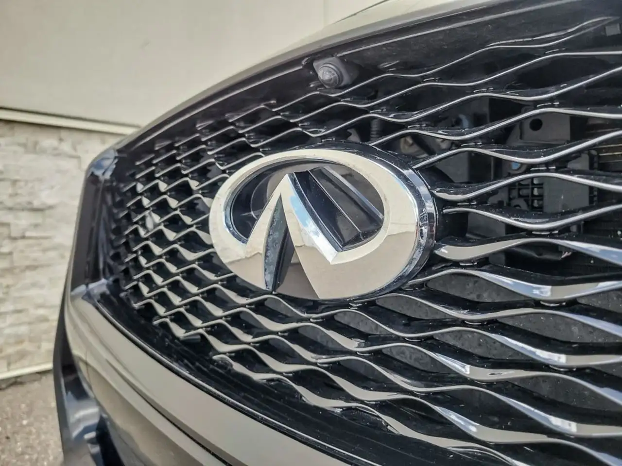 Infiniti Q50 снимка Infiniti Q50