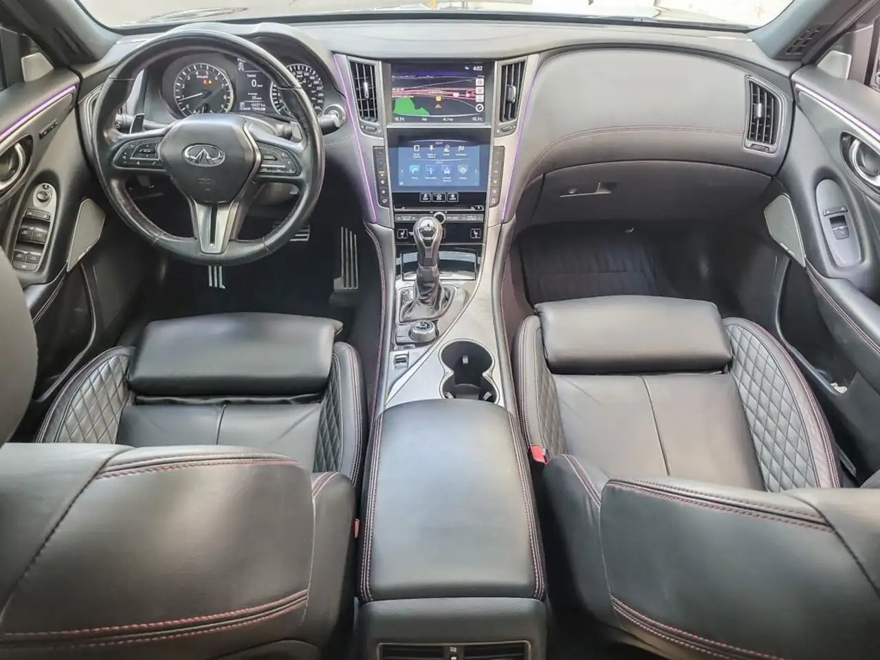 Infiniti Q50 снимка Infiniti Q50