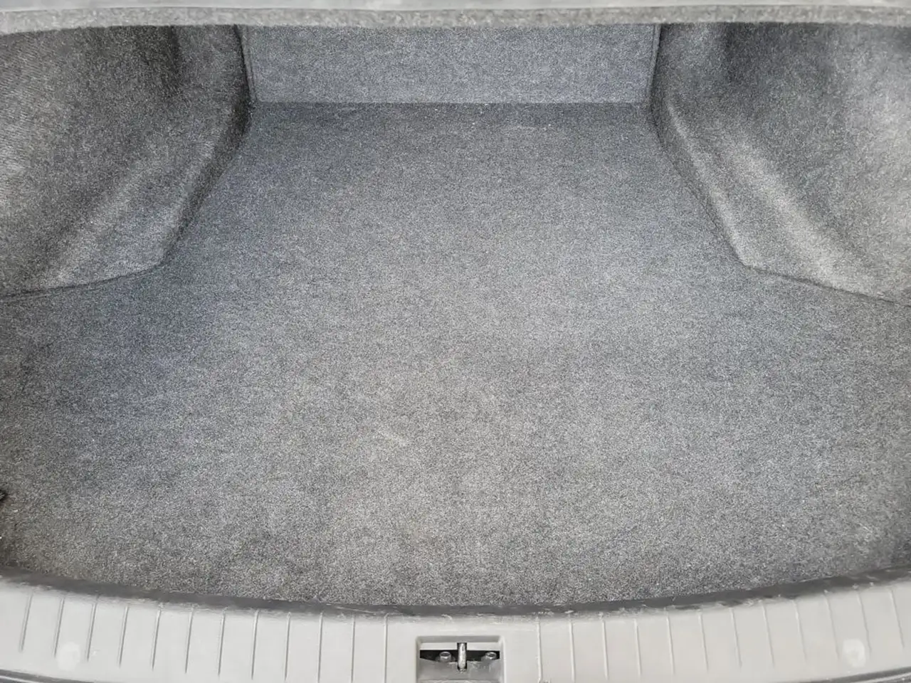 Infiniti Q50 снимка Infiniti Q50