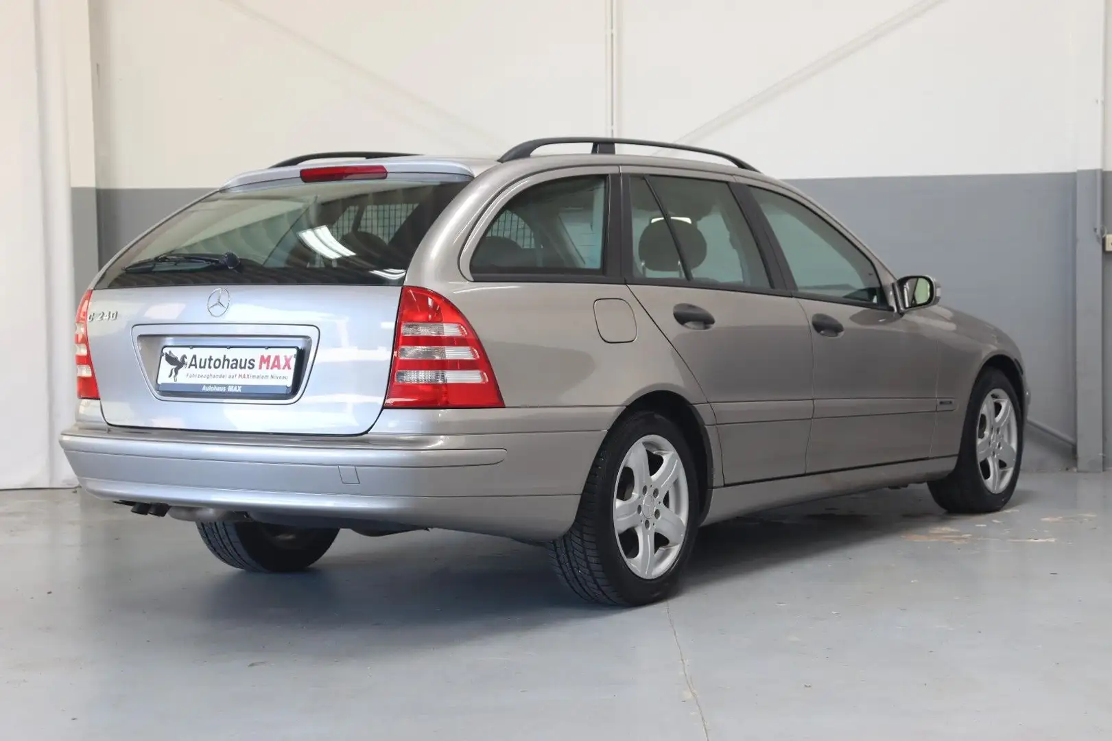 Mercedes-Benz C 240 T~SZH~elek Sitze~wenig KM~sauber~Navi Gümüş rengi - 2