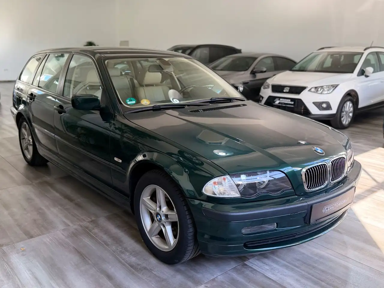 BMW 318 i Touring E46, foto 3