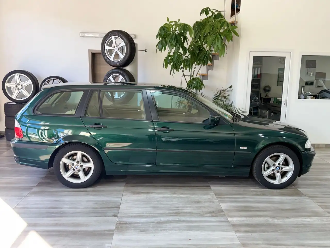 BMW 318 i Touring E46, foto 7