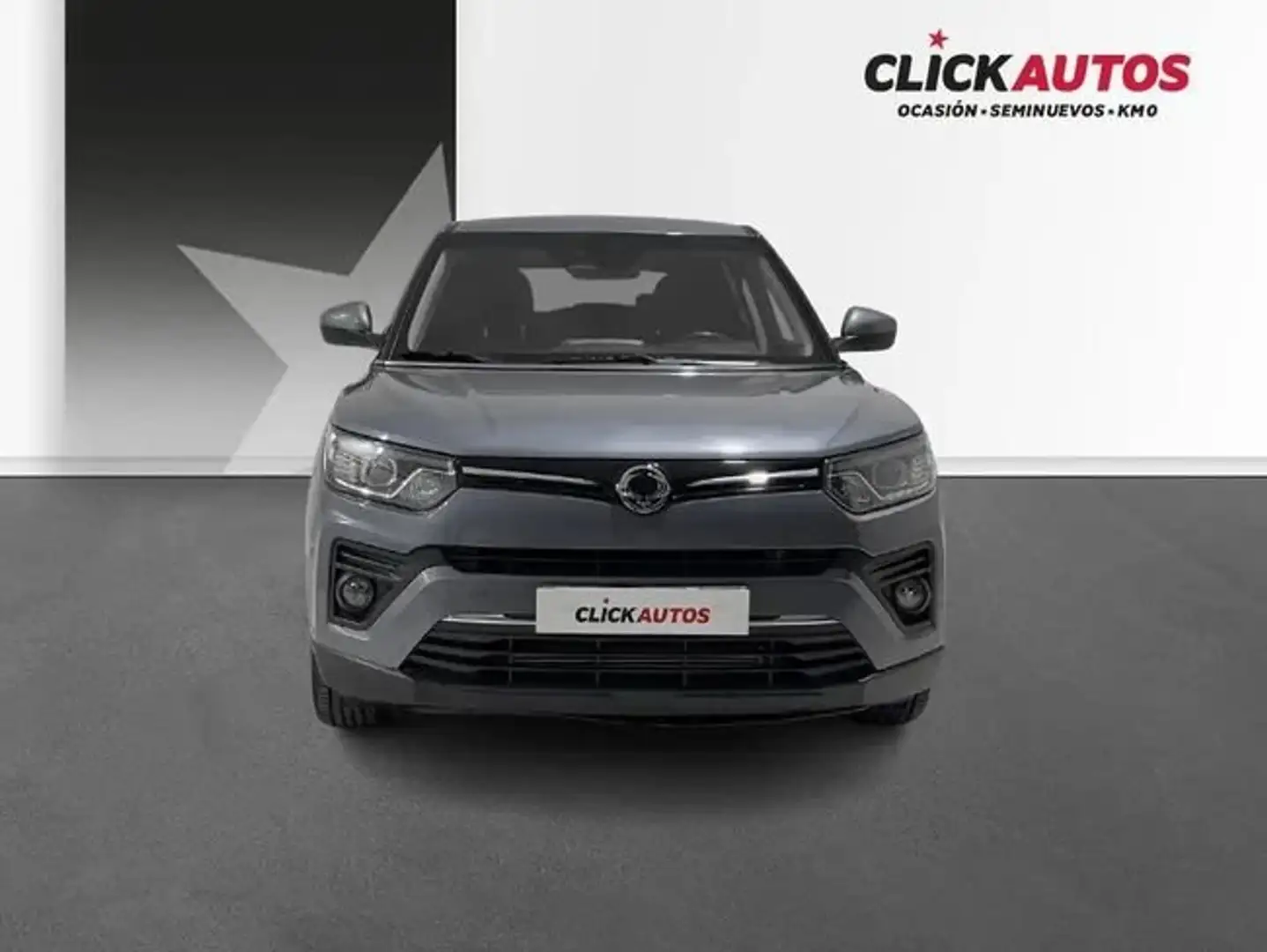 SsangYong Tivoli G12 Urban Plus 4x2 Grau - 2