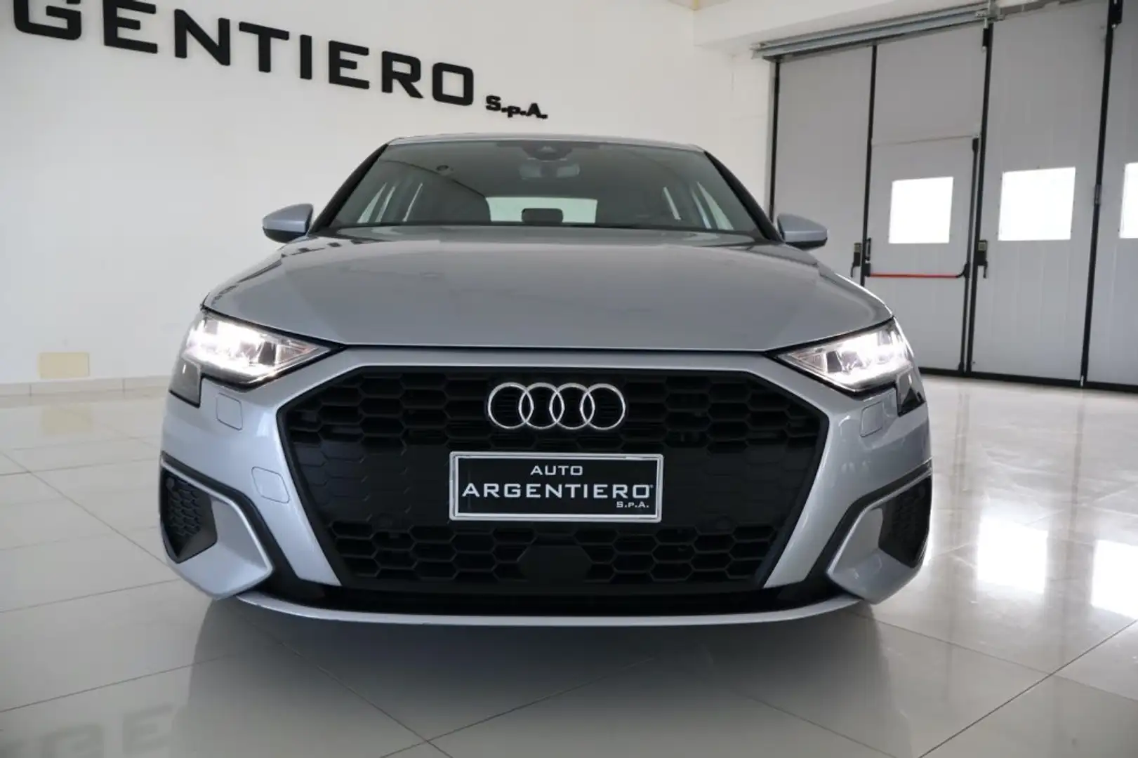 Audi A3 SPB 30 TDI Business navi telecamera soli 21.341km! Ezüst - 2