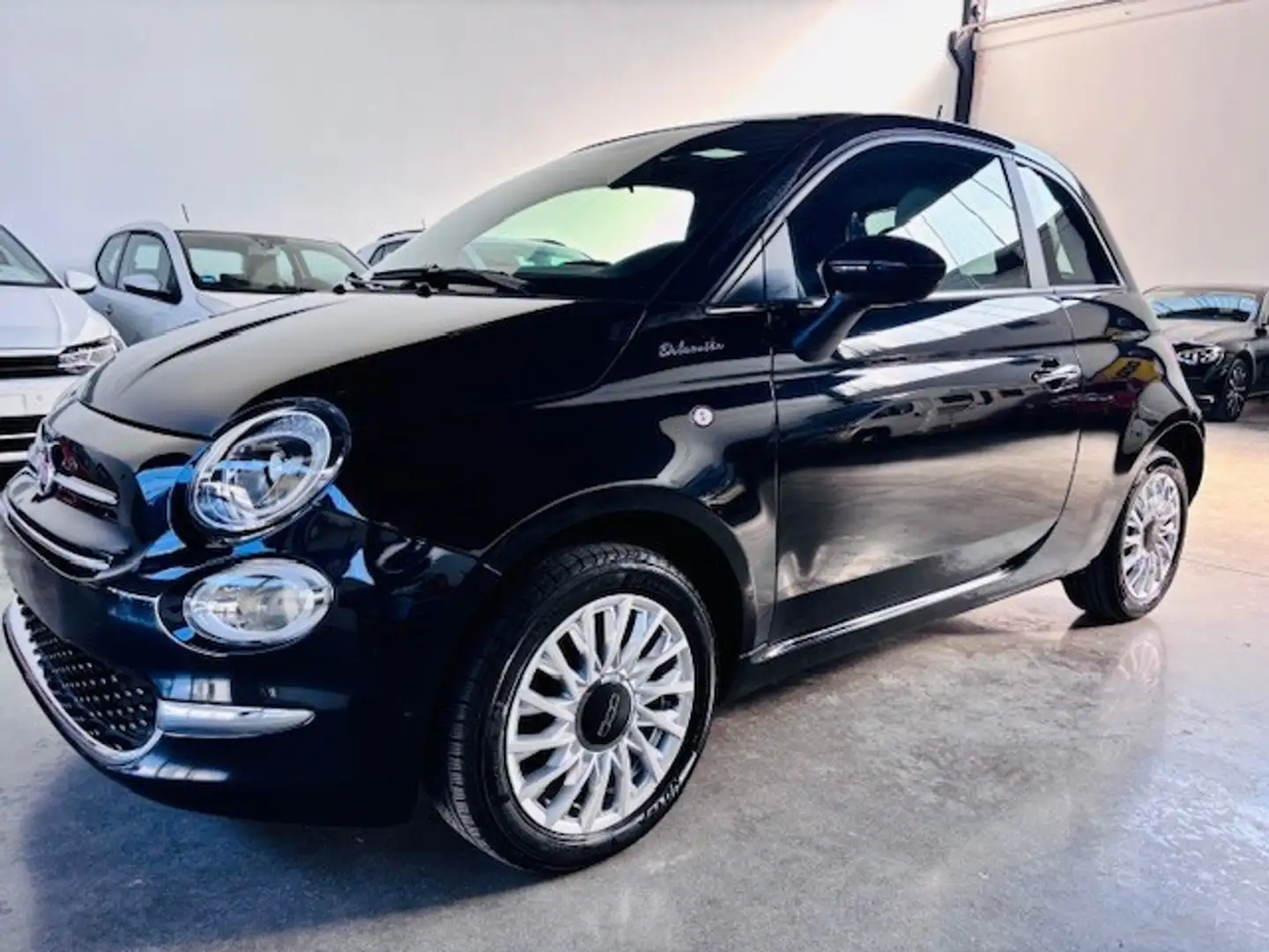 Fiat 500 1.0 Hybrid Dolcevita PERMUTABILE Zwart - 1