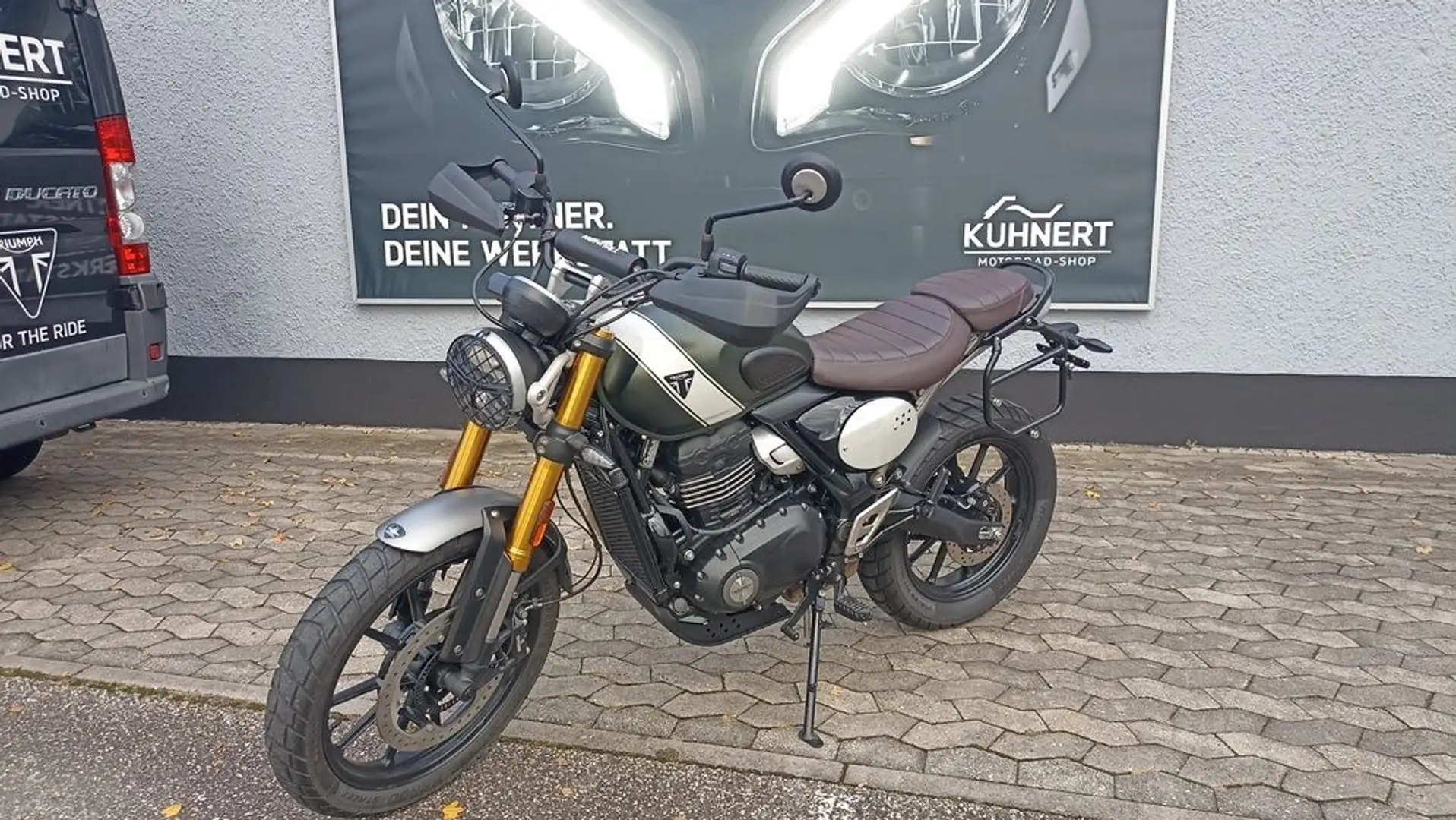 Triumph Scrambler 400 X Junge Gebrauchte Grün - 1