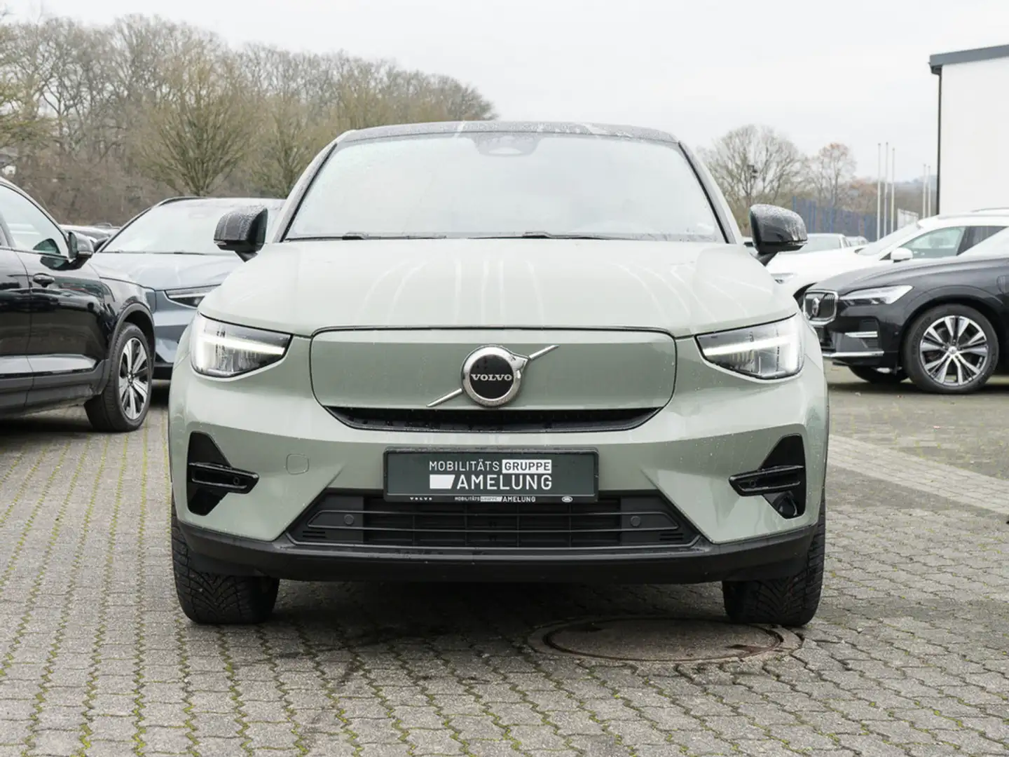 Volvo C40 Core Recharge Pure Electric 2WD LED PANO Grün - 2