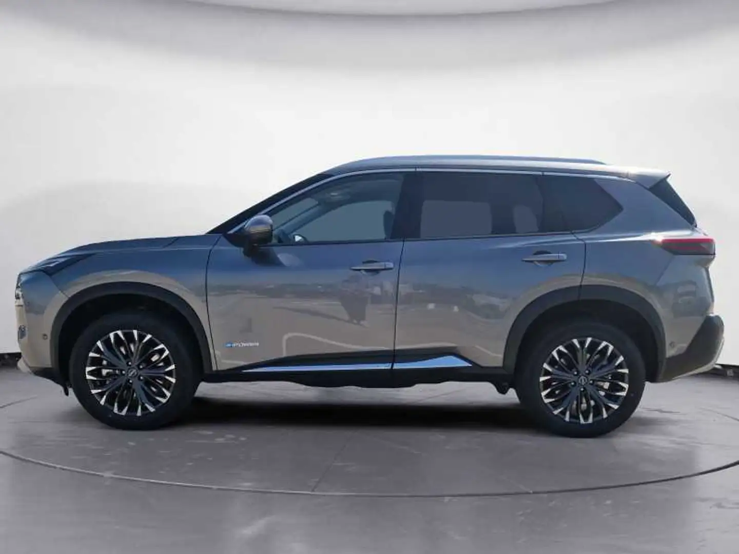 Nissan X-Trail TEKNA e-4ORCE 4WD Grigio - 2