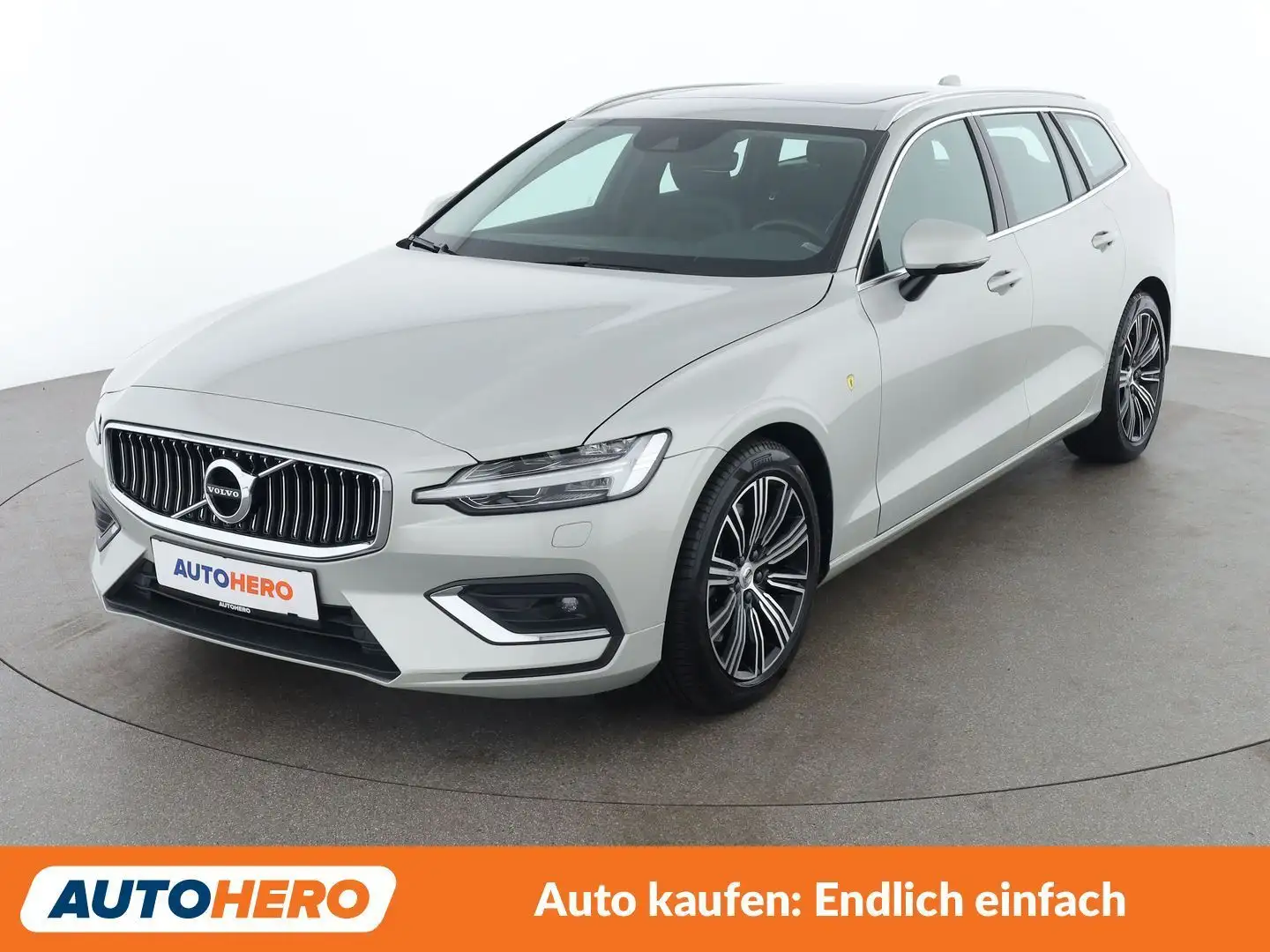 Volvo V60 2.0 T5 Inscription AWD Grau - 1