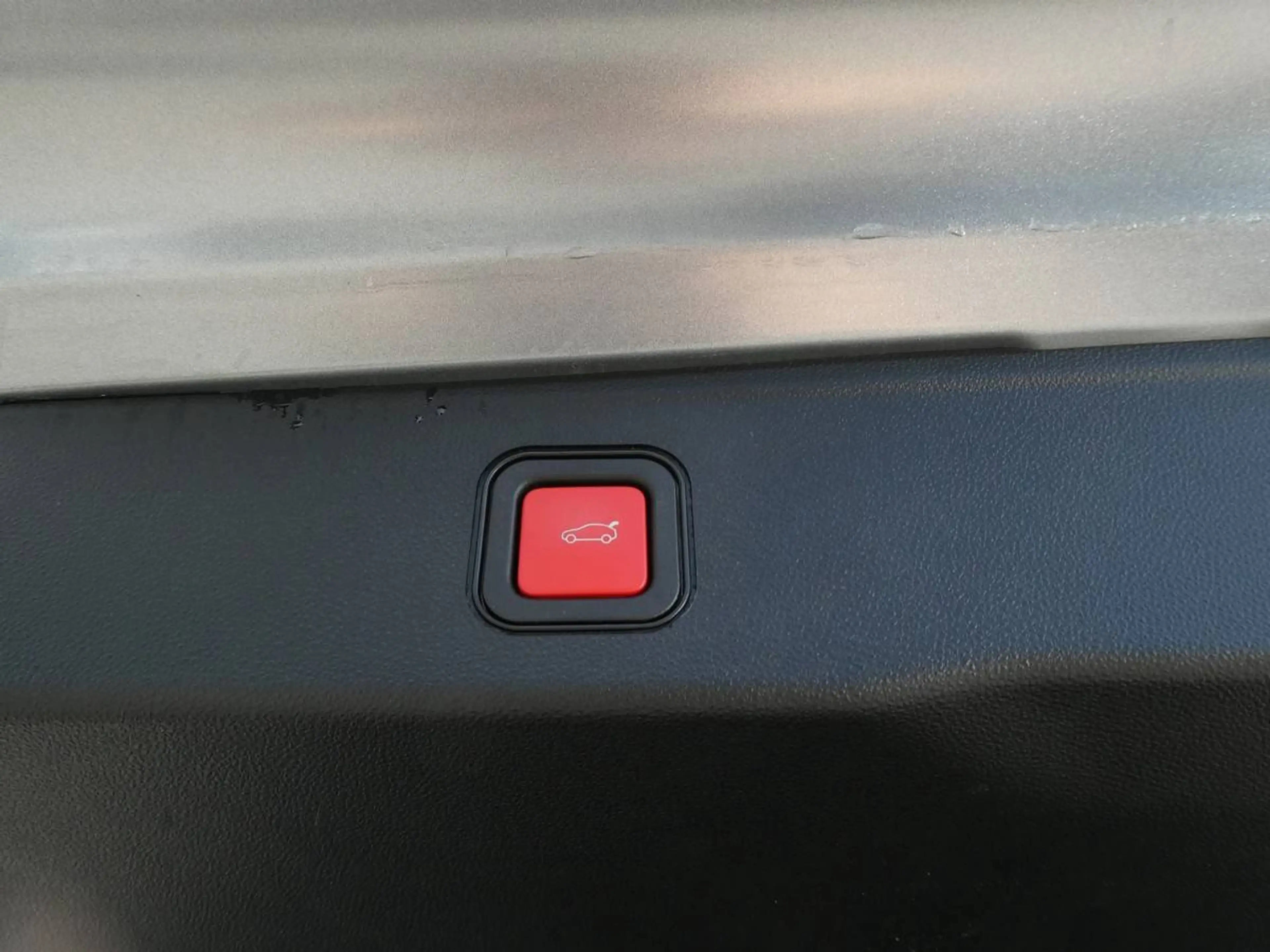 Jeep Avenger 1.2 i benzine 100pk Altitude Luxe Camera '25 14000km (91800) — photo 14