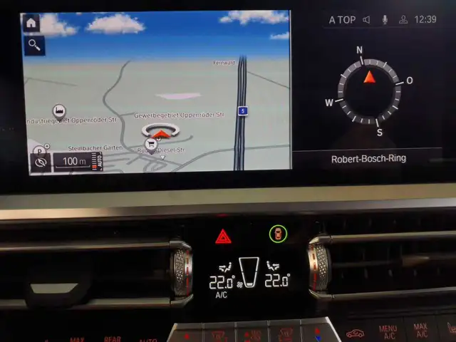 BMW 3 Series view 12