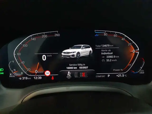 BMW 3 Series view 11