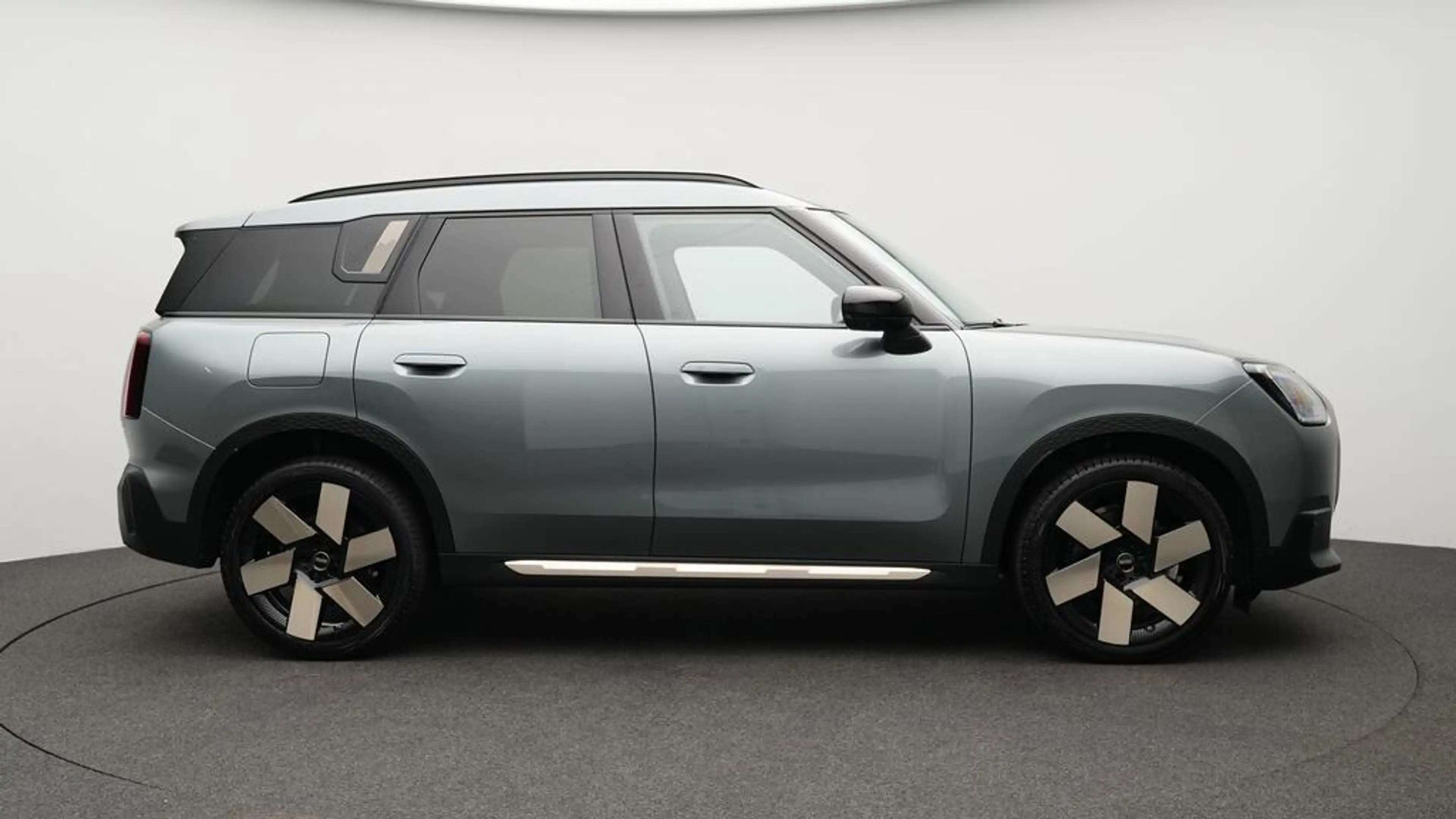 MINI Countryman C Favoured Trim — photo 2