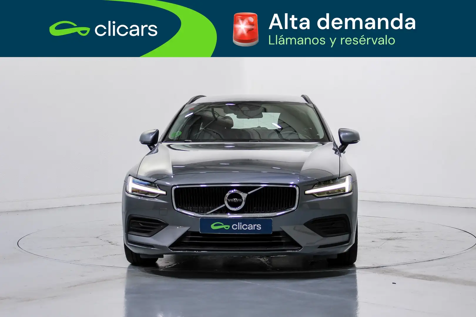 Volvo V60 D3 Momentum Aut. Plateado - 2