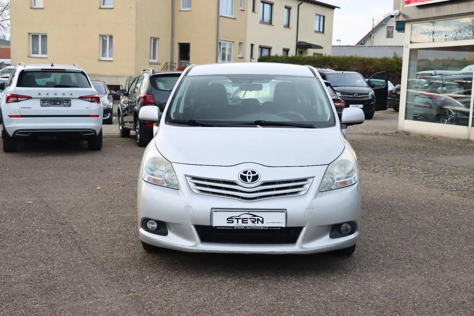 Toyota Verso Life l 7-SITZER l KLIMA l 2.HAND Argent - 2