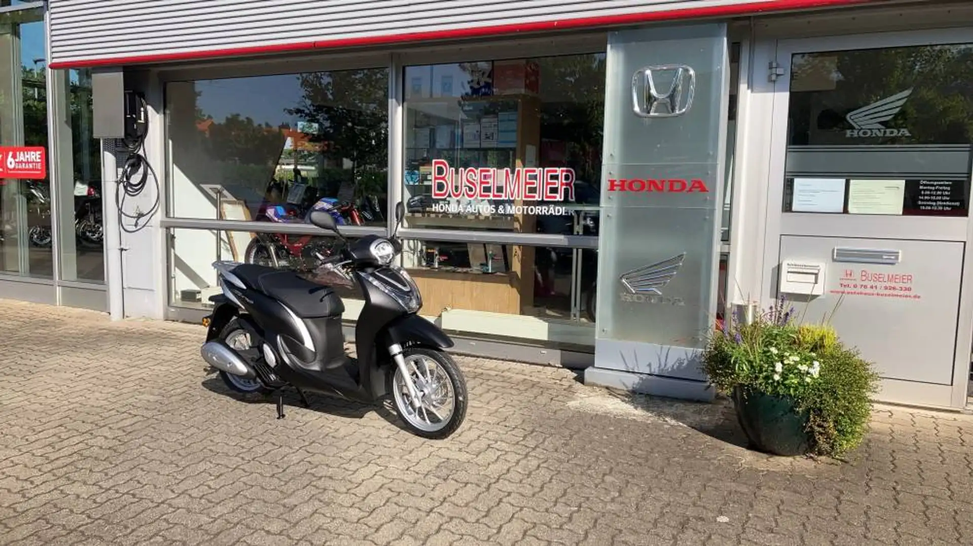 Honda SH Mode 125 Noir - 1