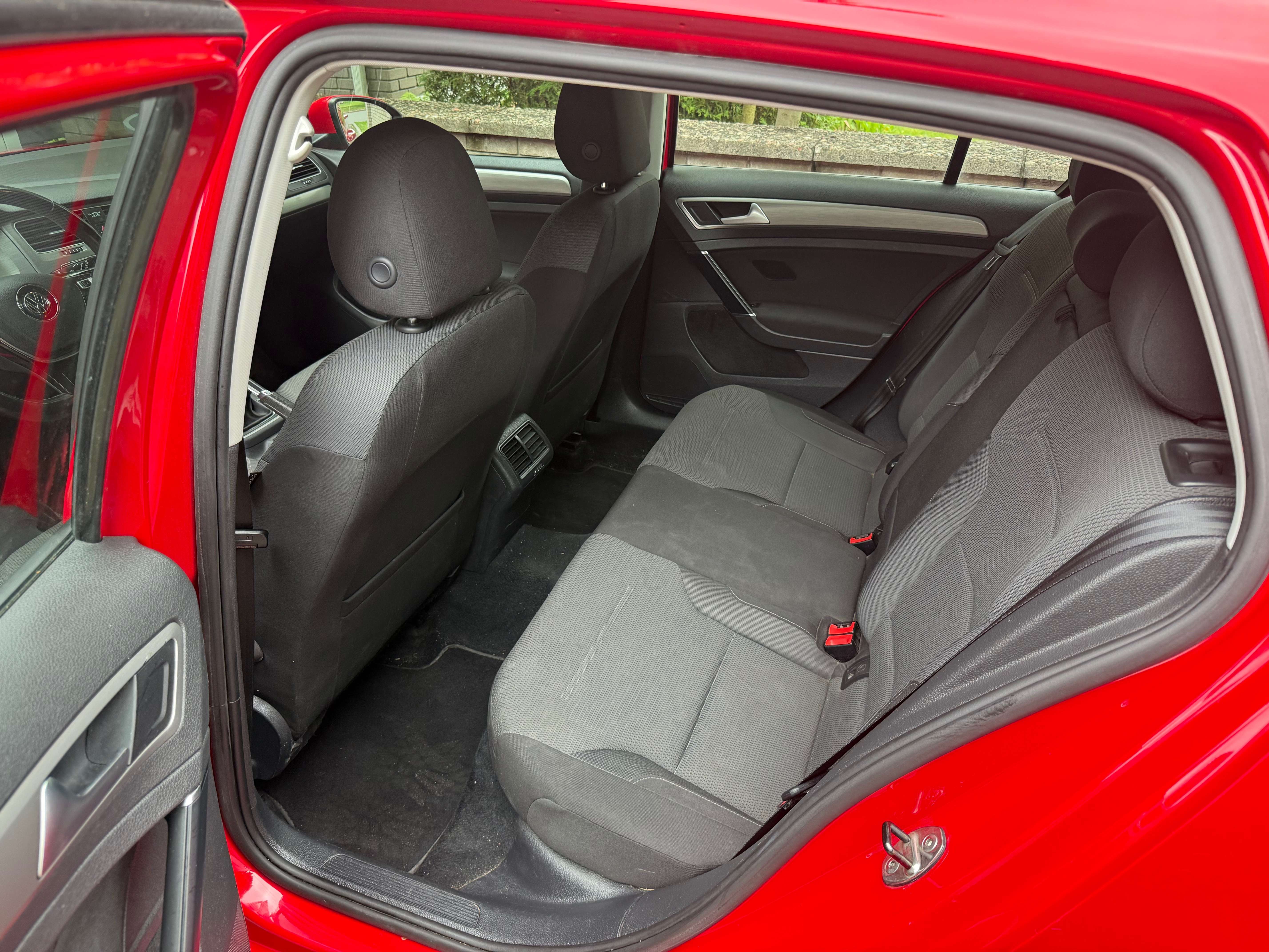 2015 Volkswagen Golf Trendline thumb 11