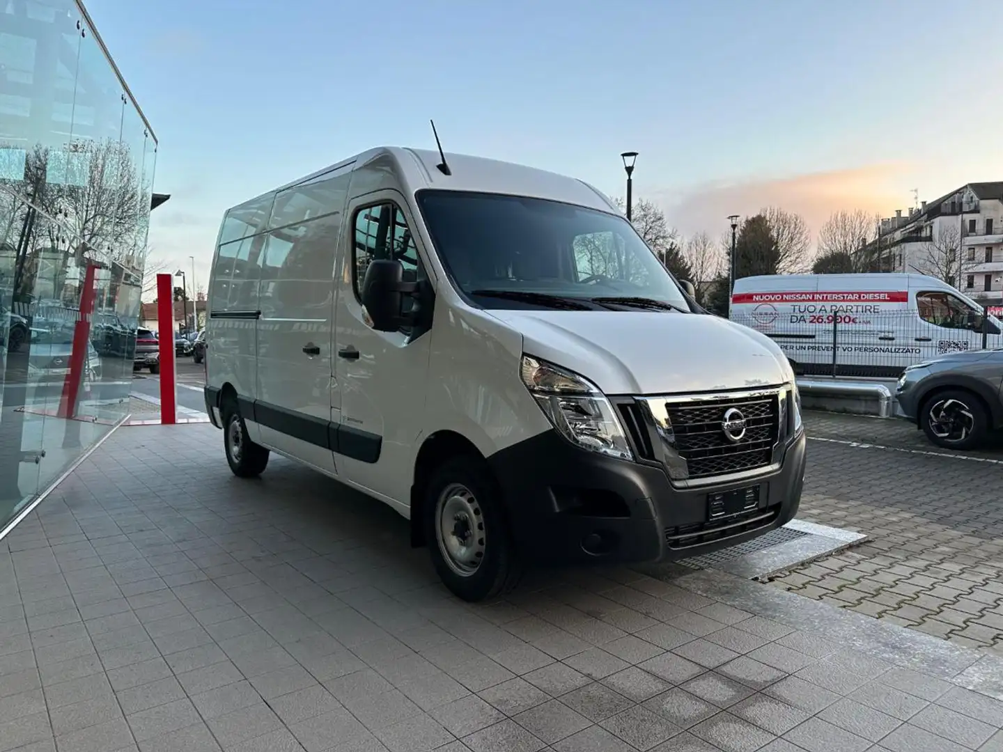 Nissan Interstar 35 2.3 dCi 135CV L2H2 Acenta VAN Bianco - 1