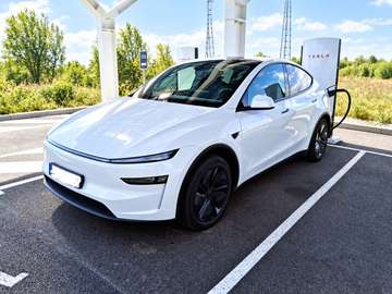 Tesla Model Y Juniper RWD Premium - LFP 60 kWh - FSD - 25 000 km