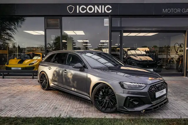 Audi RS4 Avant TFSI quattro tiptronic
