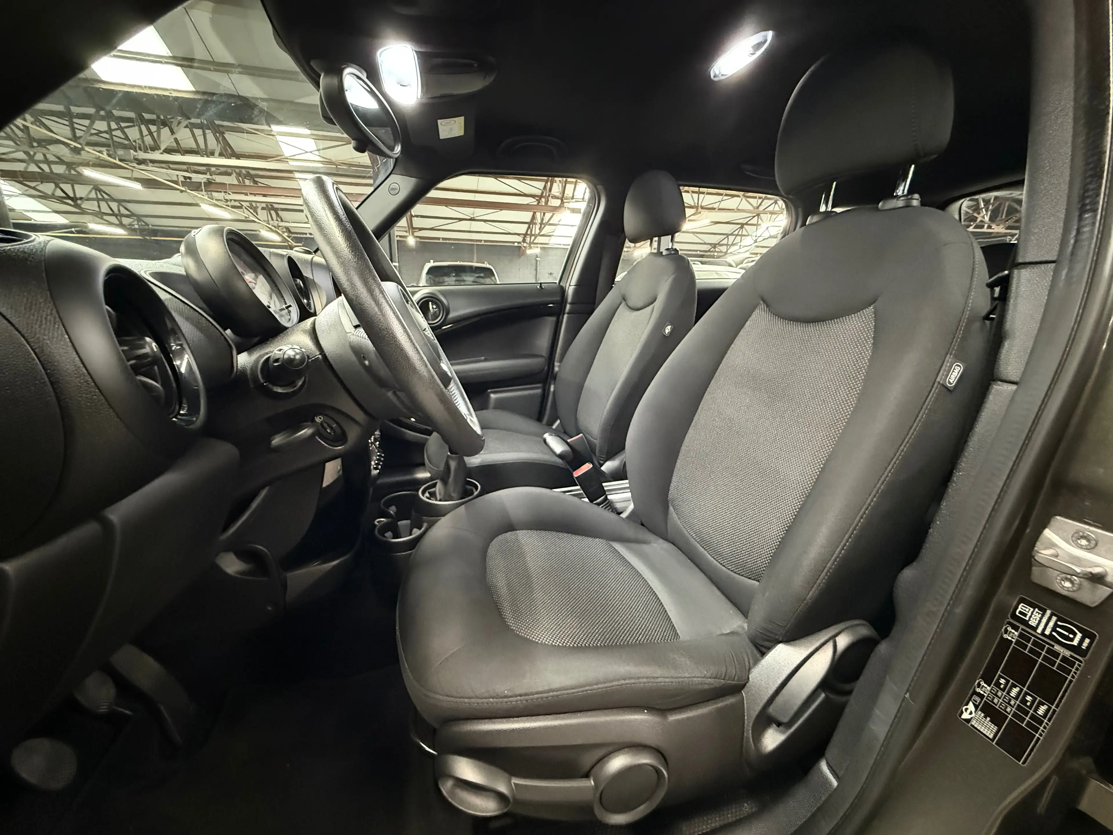 MINI Cooper Countryman 1.6 i * CLIM * RADAR AR * 83.000 KMS * JANTES * — photo 8
