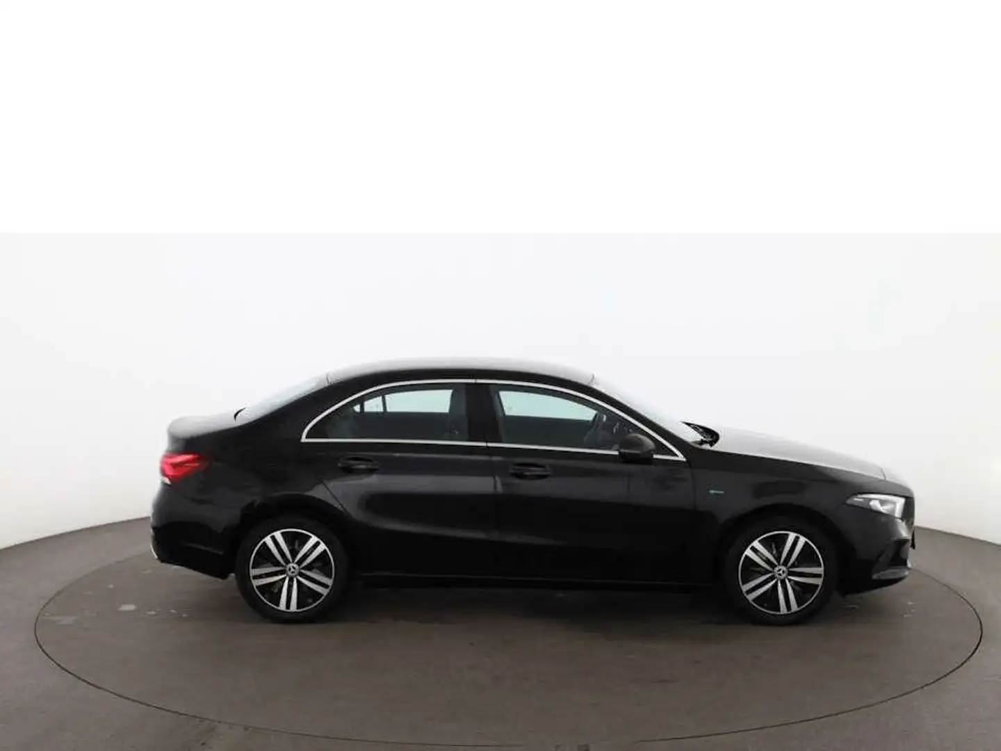 Mercedes-Benz A 250 e Progressive Aut LED LEDER NAVI SITZHZG Schwarz - 2