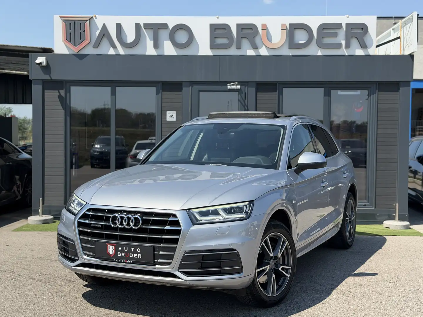 Audi Q5 2,0 TDI quattro design Luxe S-tronic "Pano,Virtual Silber - 1