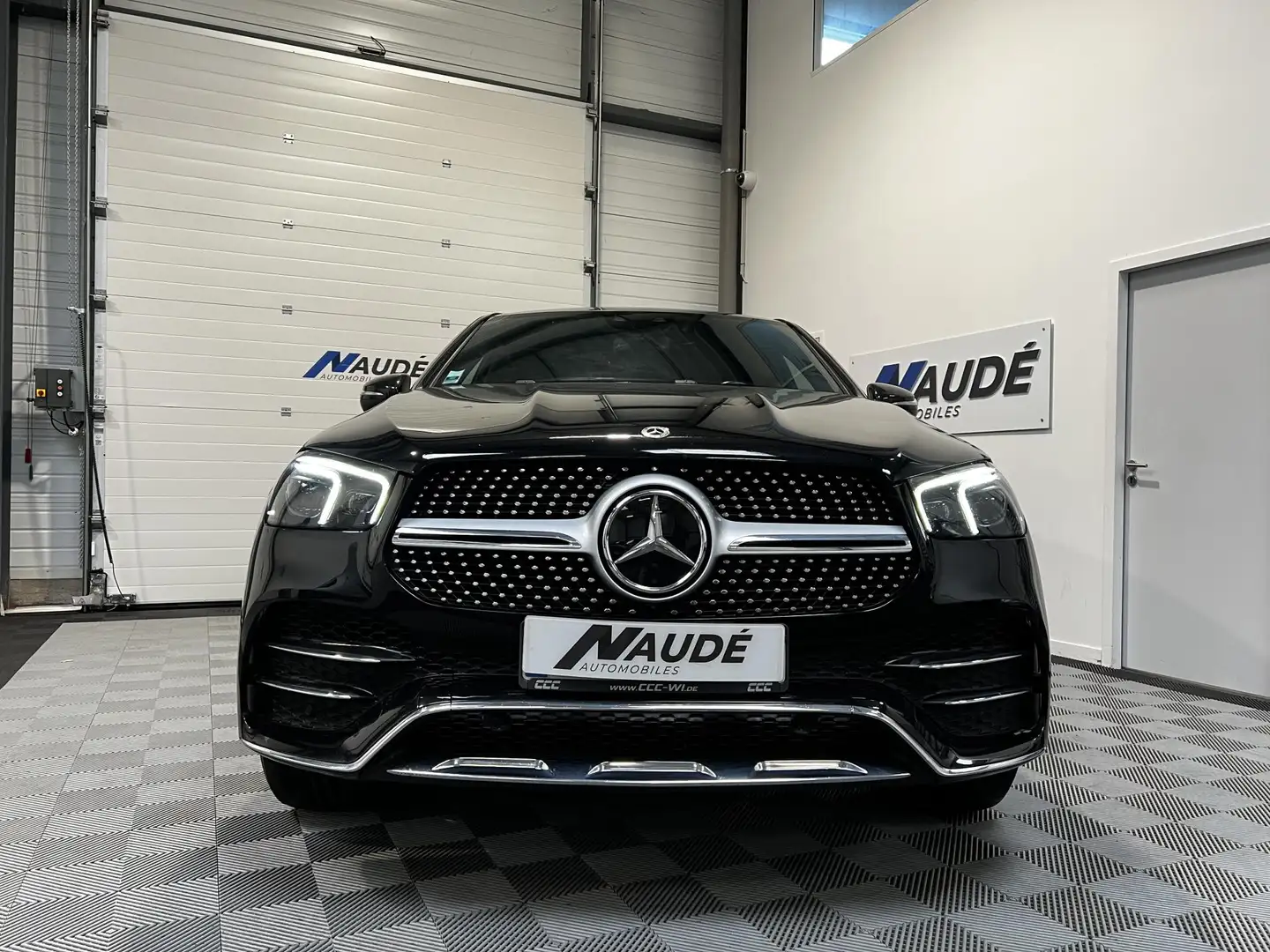 Mercedes-Benz GLE 350 350 de 194+136 CH 9G-Tronic 4Matic AMG Line Schwarz - 2