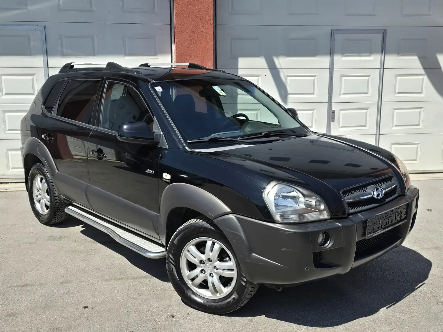 Hyundai TUCSON 2,0 CRDi 4WD Negru - 2