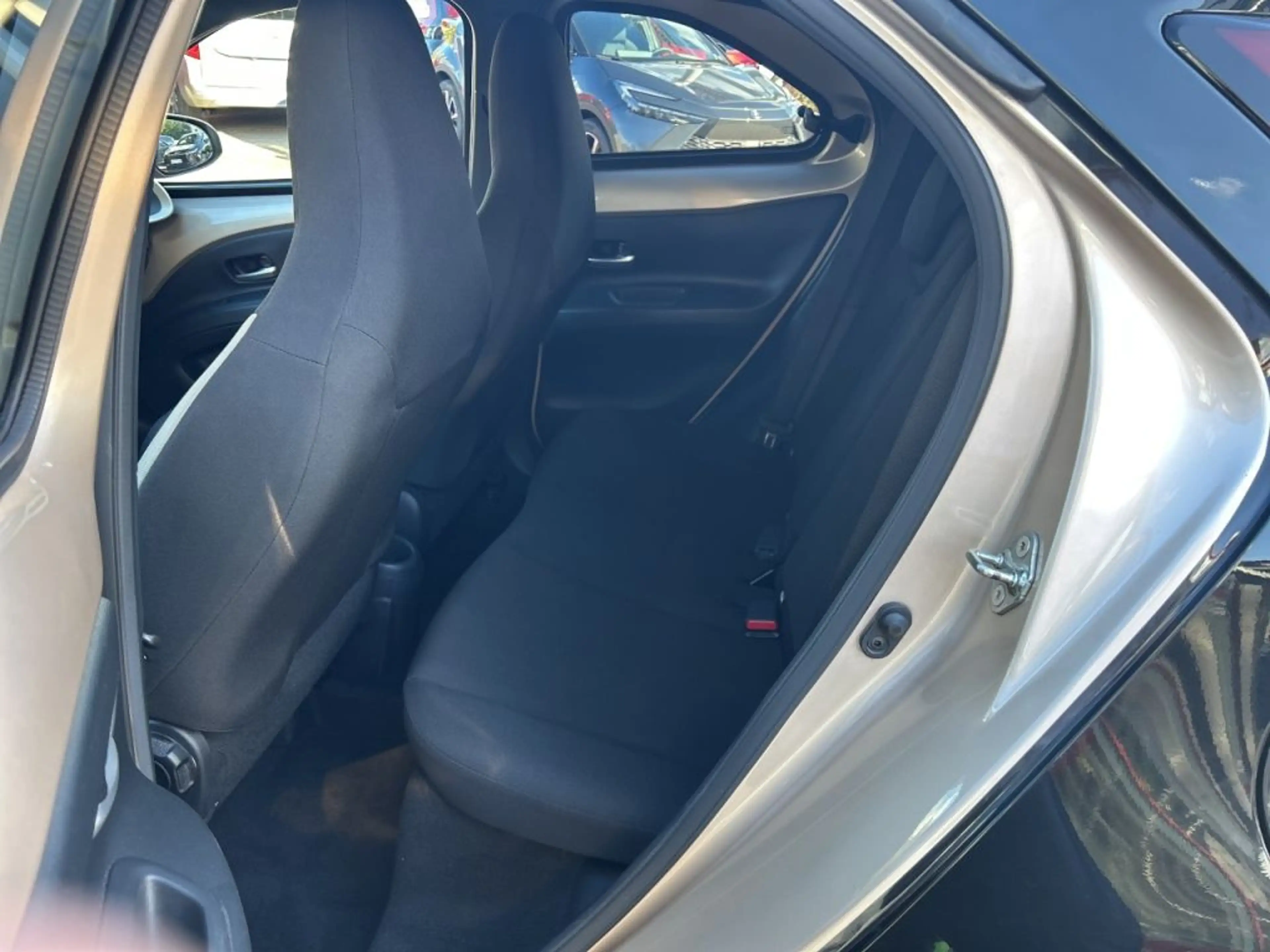 Toyota Aygo X Air Style — photo 10