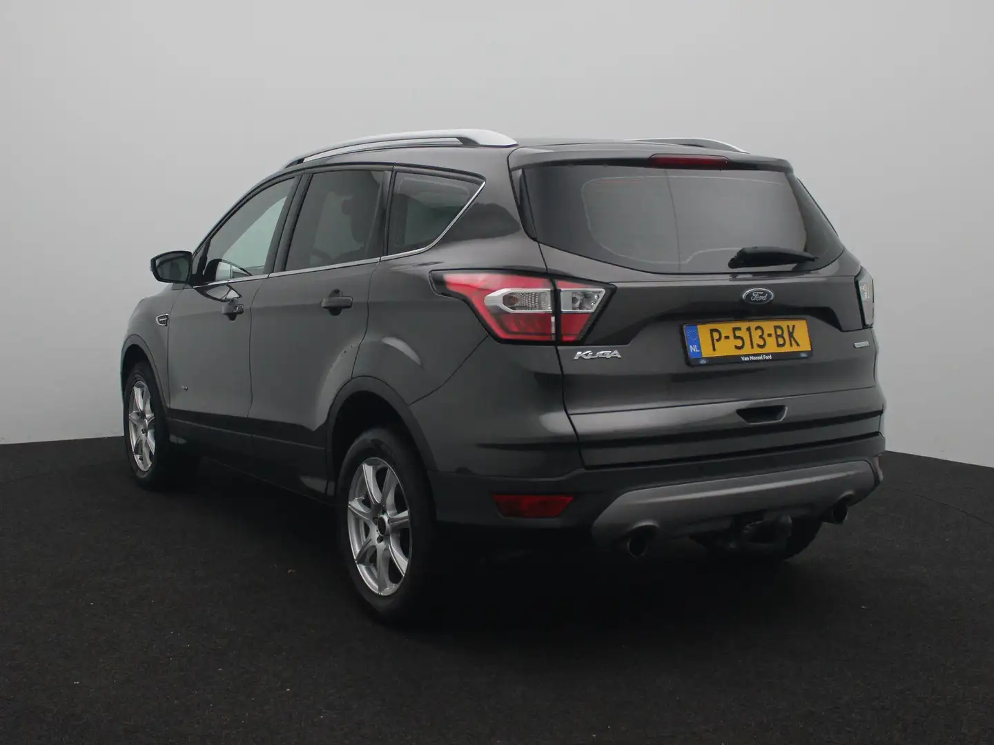Ford Kuga 1.5 Titanium 4WD AUT | Navigatie | Trekhaak | Wint Grijs - 2