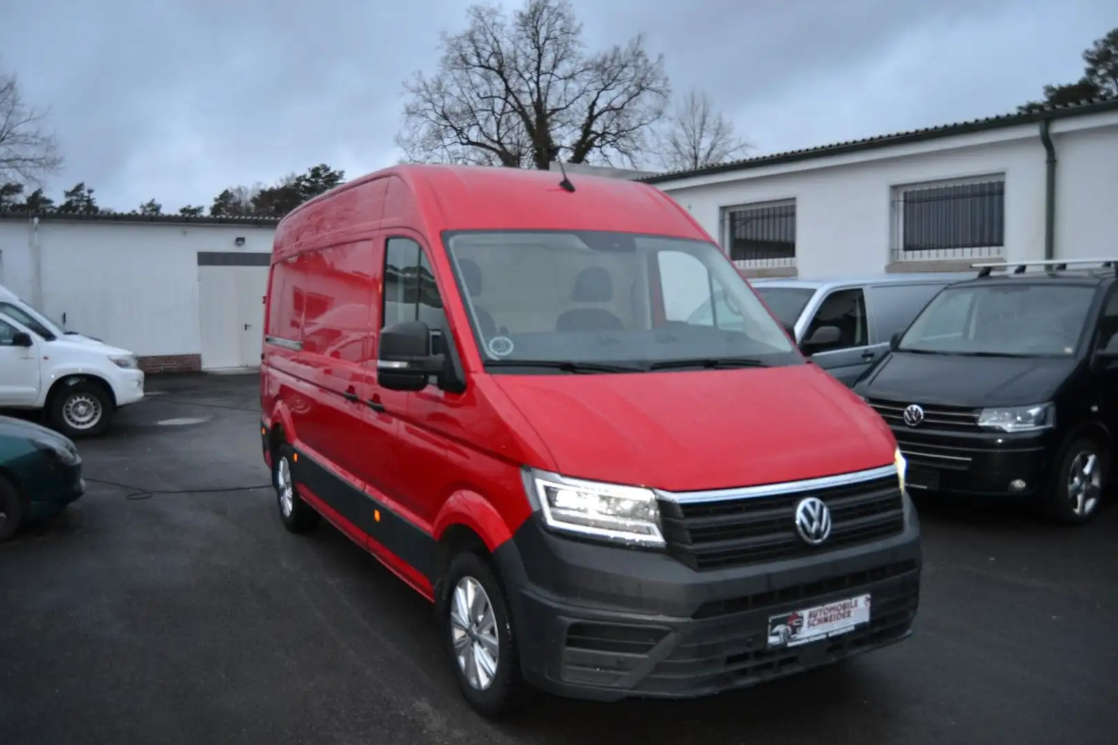 Volkswagen Crafter Kasten Kasten 35 mittellang Hochdach RWD Red - 2