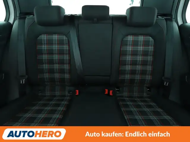 Volkswagen Golf view 15