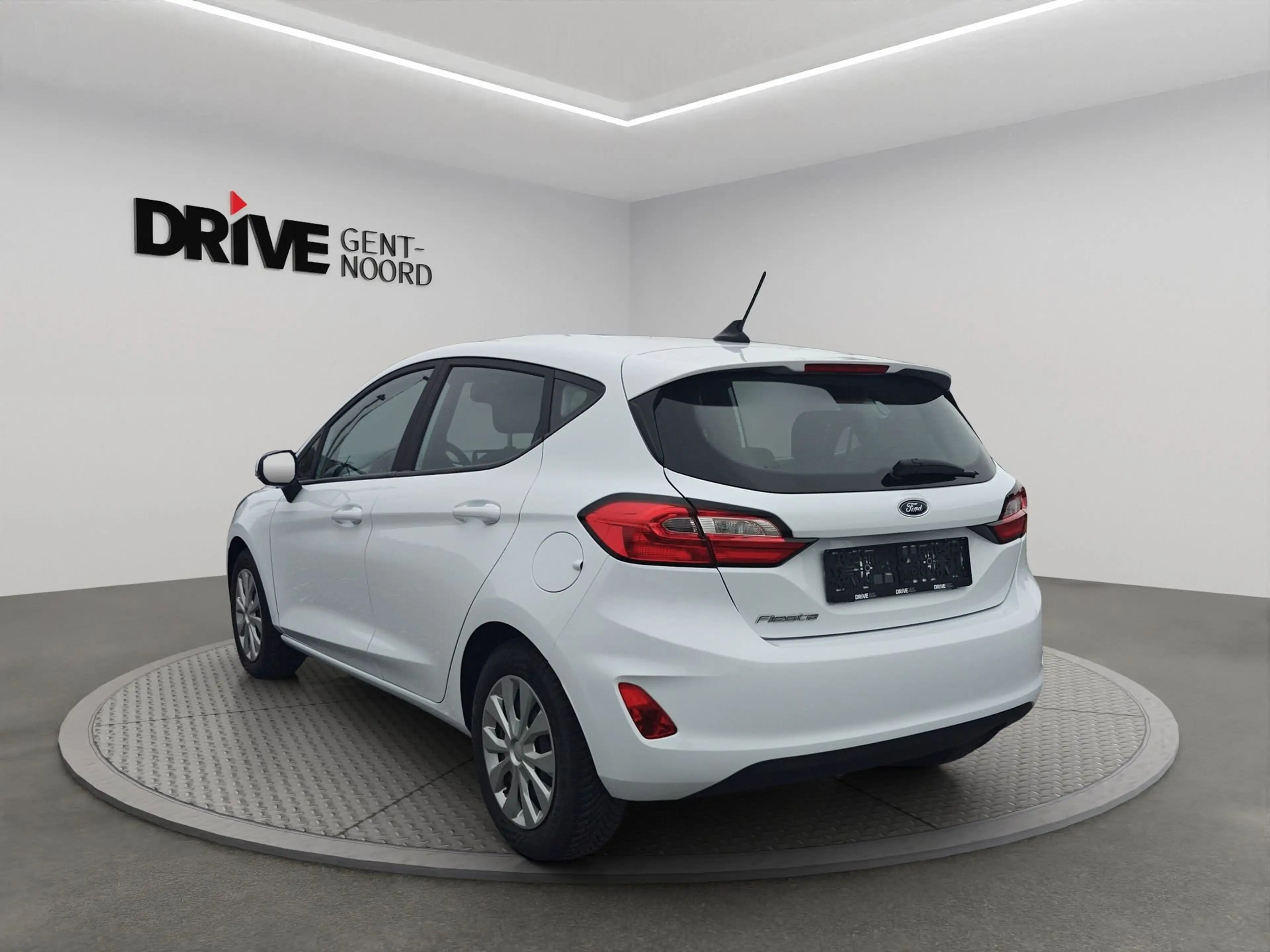 Ford Fiesta i Connected — photo 3