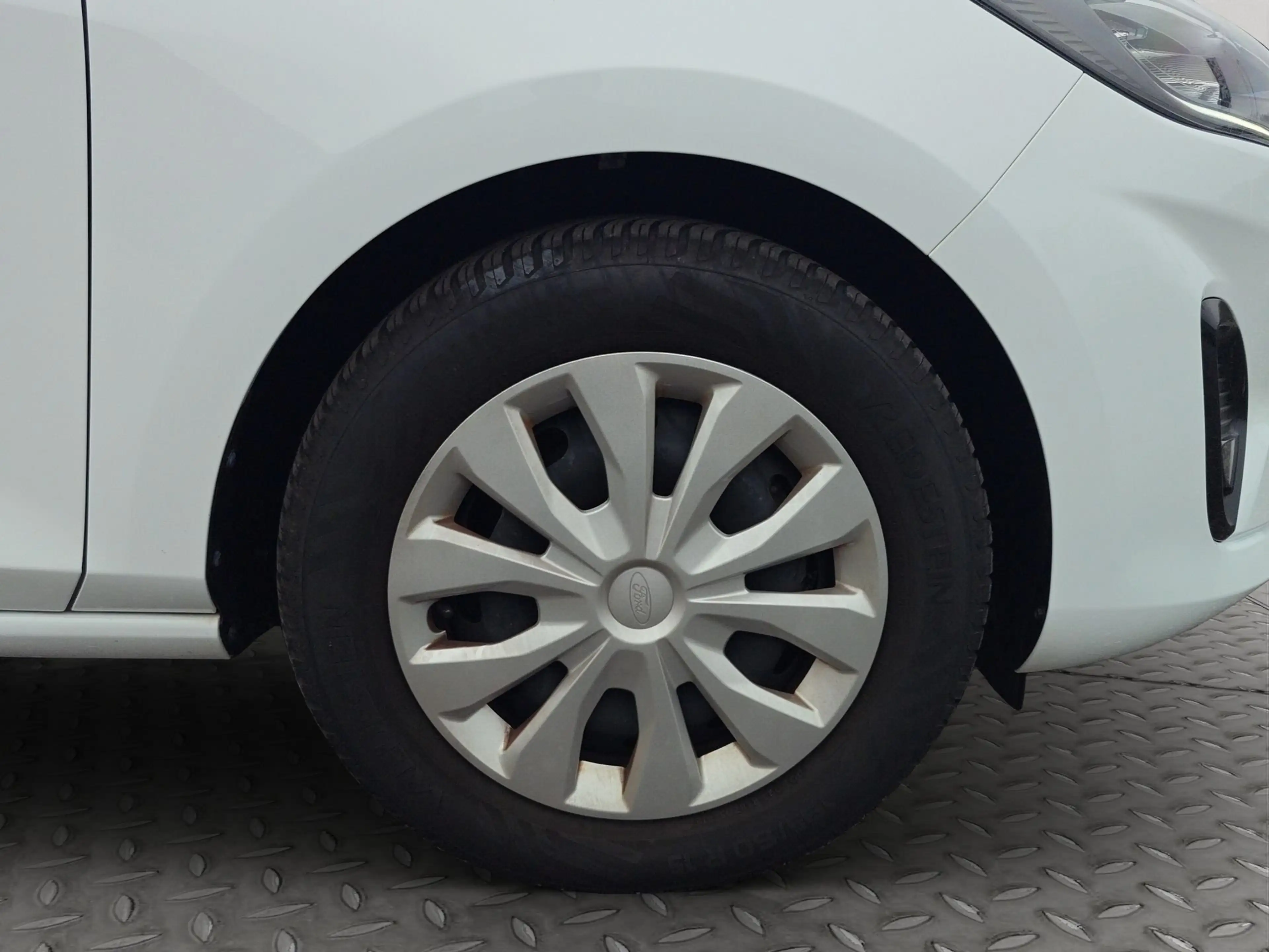 Ford Fiesta i Connected — photo 19