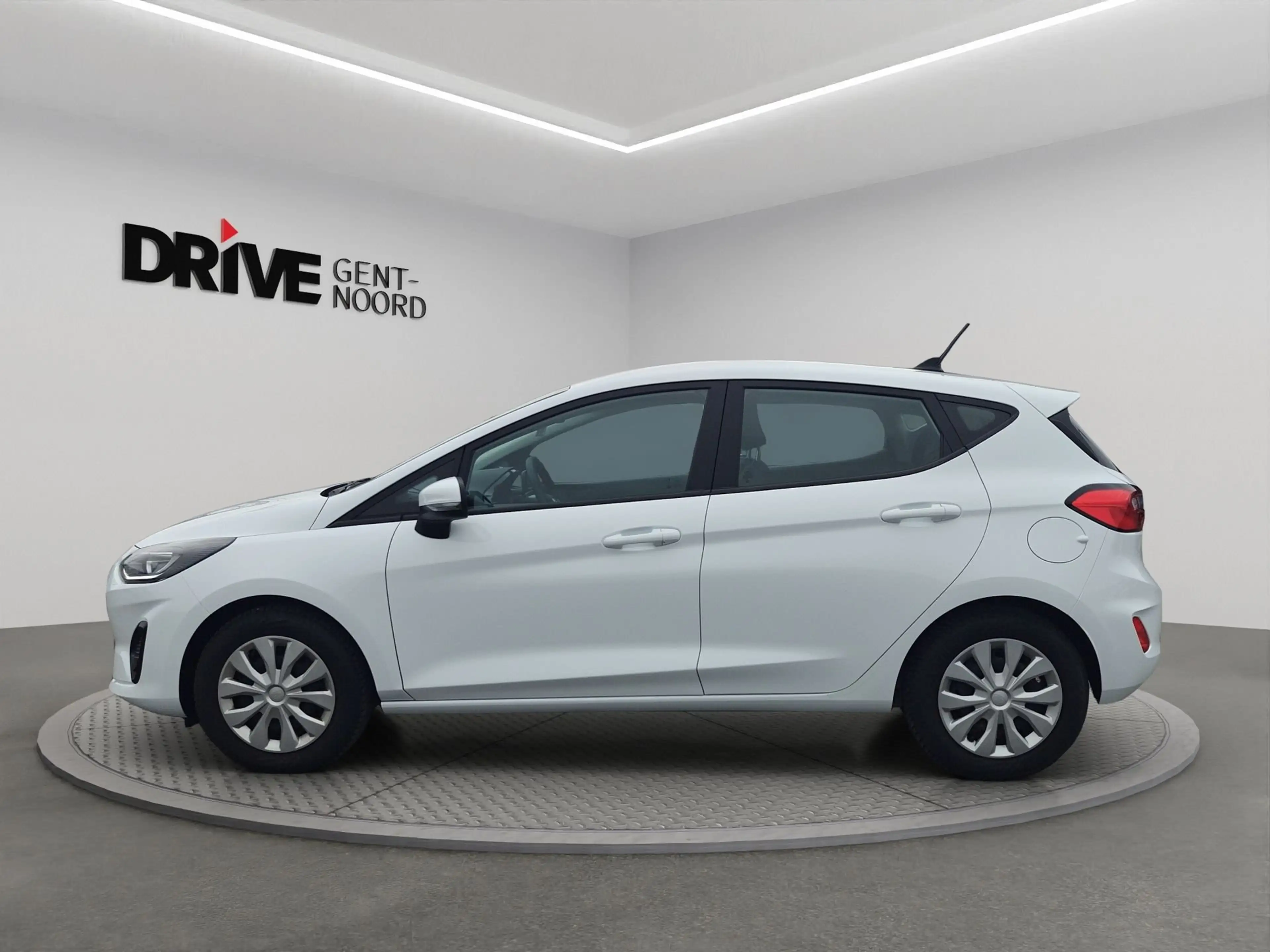 Ford Fiesta i Connected — photo 2