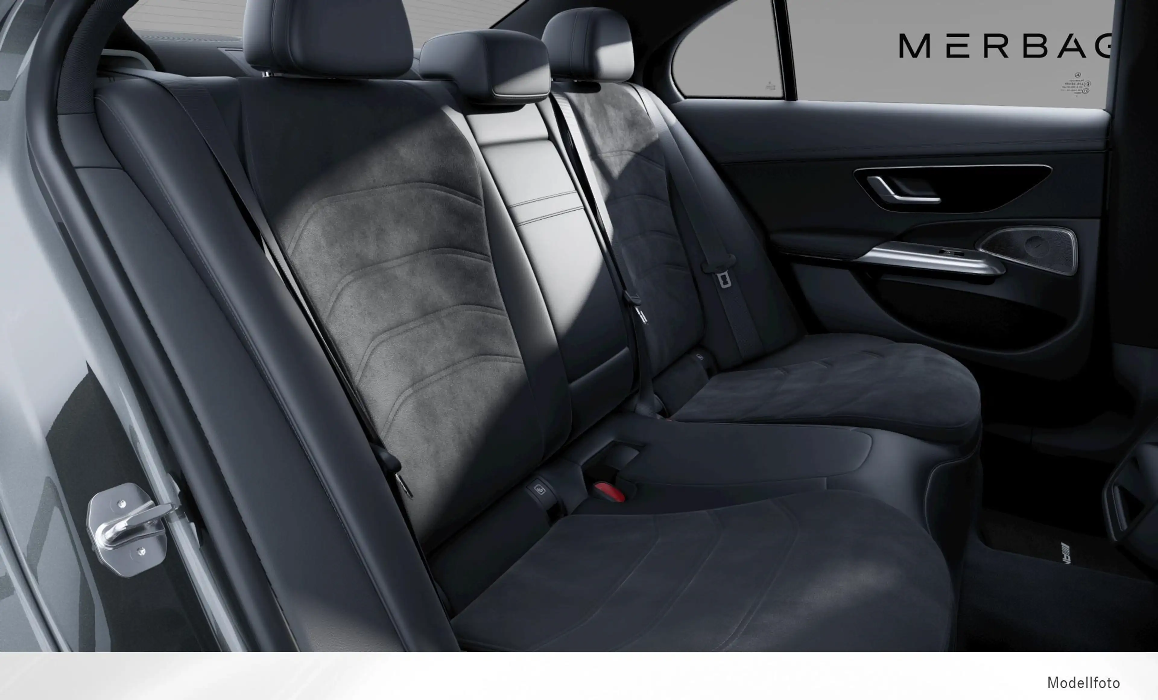 Mercedes-Benz E 220 d 4MATIC Limousine — photo 6