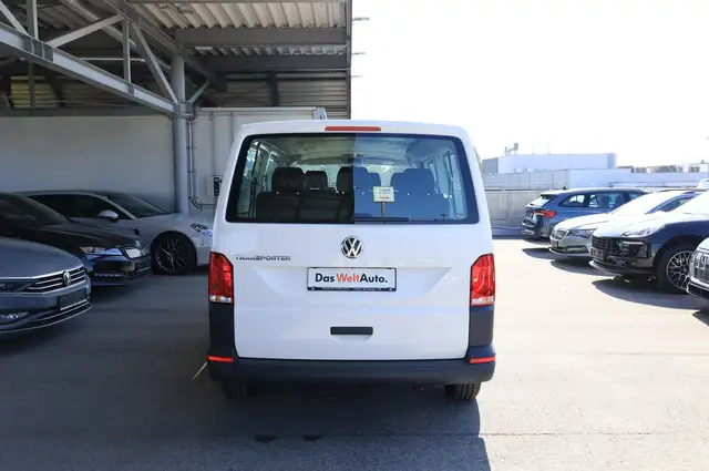 Volkswagen T6.1 Transporter Kombi LR TDI Ansicht 3
